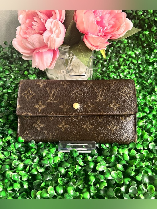 Louis Vuitton Handbags - Vintage Louis Vuitton Monogram Long Wallet w/ Pen Loop